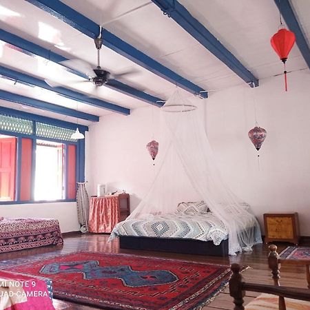 Villa Joti'S Oasis Chinatown à Malacca Extérieur photo