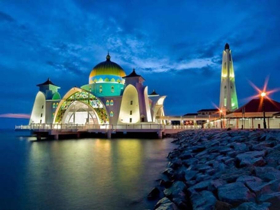 Villa Joti'S Oasis Chinatown à Malacca Extérieur photo